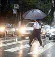 Chuva neste domingo na capital paulista aliviou o calor registrado nos dias anteriores, mas temperaturas devem voltar a subir em breve  Foto: Alex Silva/Estadão / Estadão