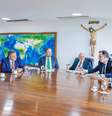 Lula (PT) recebeu presidente do Senado, Rodrigo Pacheco (PSD) e o presidente da ALMG, Tadeu Leite (MDB-MG), em reunião que também contou com a presença dos ministros Alexandre Silveira, Rui Costa e Fernando Haddad  Foto: Ricardo Stuckert / Presidência da República / Estadão