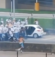 Torcedores de Botafogo e Santos brigam antes do jogo   Foto: Reprodução / Esporte News Mundo