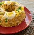 Cuscuz paulista com frango e farinha de milho  Foto: iStock