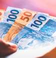 O 13° salário pode ajudar a organizar as vida financeira -  Foto: Shutterstock / Alto Astral