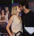 Agatha Moreira e Rodrigo Simas de bolsa   Foto: Brazil News / Elas no Tapete Vermelho