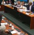 Deputados e ministro Silvio Almeida (Direitos Humanos) discutem em audiência nesta terça, 5  Foto: Reprodução/TV Câmara