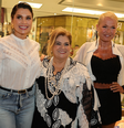 Flávia Alessandra, Martha Medeiros e Xuxa   Foto: Brazil News / Elas no Tapete Vermelho