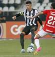 O Botafogo venceu o Inter no 1ª turno por 3 a 1   Foto: Vítor Silva/Botafogo / Esporte News Mundo