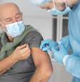 O transplante de órgãos de mais velhos aos mais novos pode causar sintomas de senescência, ou envelhecimento, em outras partes do corpo — mas a aplicação de senolíticos pode ajudar a mitigar esses sintomas (Imagem: Freepik/Domínio Público)  Foto: Canaltech