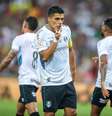 Atacante do Grêmio fala após vitória no Maracanã  Foto: Jogada10