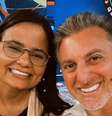 Jullie Dutra e Luciano Huck em gravação do 'Quem Quer Ser Um Milionário'  Foto: Instagram/@julliedutra / Estadão