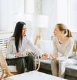 A síndrome da impostora atinge principalmente as mulheres  Foto: KlavdiyaV | Shutterstock / Portal EdiCase