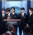 Integrantes do BTS na Casa Branca em maio de 2022  Foto: REUTERS/Leah Millis
