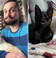 Paulo Rafael Maidl  ao lado de 3 dos 4 gatos de estimação; no perfil Rafa do Mika, ele compartilha dia a dia  com o marido e os bichos nas redes sociais  Foto: Reprodução/Redes Sociais 