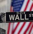 Placa de Wall Street na Bolsa de Valores de Nova York
09/03/2020 
REUTERS/Carlo Allegri  Foto: Reuters