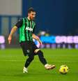  Foto: Divulgação/Sassuolo - Legenda: Matías Viña pode ser o quarto uruguaio do elenco do Flamengo / Jogada10