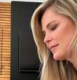 Susana Werner afirmou que vai passar o Natal em apartamento sem luz e cadeiras. Saiba por quê!.  Foto: Reprodução, Instagram/@susanawerner / Purepeople