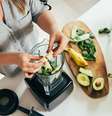 O abacate é rico em potássio, o que ajuda a controlar o excesso de sódio que você pode ter ingerido  Foto: iStock / Jairo Bouer