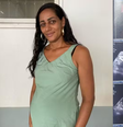 A balconista Luciane Setene, de 38 anos, levou um susto ao descobrir que as filhas gêmeas – Arielly e Allany -- eram também siamesas  Foto: Arquivo pessoal - G1 MS
