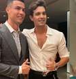  Foto: Redes Sociais - Legenda: Família de Cristiano Ronaldo encantada com concerto de Luan Santana na passagem de ano / Jogada10