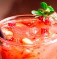 Caipirinha de morango – Foto: Shutterstock  Foto: Guia da Cozinha