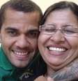 Mãe de Daniel Alves vaza identidade da vítima.  Foto: Reprodução, Instagram / Purepeople