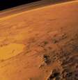 Estruturas poligonais que foram formadas há bilhões de anos foram descobertas no solo de Marte.  Foto: divulgação / nasa / Flipar