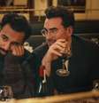 Dan Levy e Himesh Patel em O Outro Lado da Dor  Foto: Redação Entre Telas