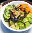 POKE DE ATUM MARINADO COM ABACATE E ALGA NORI  Foto: Bake and Cake Gourmet