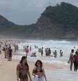 Movimentação na Praia de Copacabana, nesta terça-feira, 2 de janeiro de 2024  Foto: PEDRO IVO/AGÊNCIA O DIA/AGÊNCIA O DIA/ESTADÃO CONTEÚDO