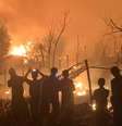 Mais de mil abrigos foram destruídos no campo de refugiados de Kutupalong, em Bangladesh  Foto: DW / Deutsche Welle