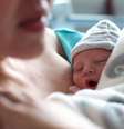 O objetivo de uma doula é promover 'uma experiência de parto e pós-parto empoderada e respeitosa'  Foto: Getty Images / BBC News Brasil