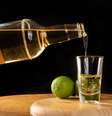 Cachaça é bebida 100% brasileira  Foto: iStock