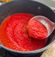 MOLHO DE TOMATE COM BETERRABA  Foto: Bake and Cake Gourmet