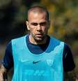Quando a acusação contra Daniel Alves tornou-se pública, o Pumas rescindiu contrato com o brasileiro por justa causa. Dessa forma, o clube mexicano foi o último time da carreira do lateral  Foto: Divulgação/Pumas Mex / Divulgação