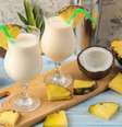 Vitamina tropical de coco com abacaxi  Foto: MK studio | Shutterstock / Portal EdiCase