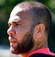 Daniel Alves vai mudar linha argumentativa em julgamento que começa no dia 5 de fevereiro  Foto: Rubens Chiri/São Paulo FC
