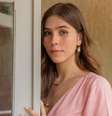 Gabriela Medeiros será Buba na nova versão de "Renascer"  Foto: Reprodução/Instagram/@gabrielamedeiros/@tvglobo