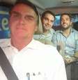Jair, Flávio e Eduardo Bolsonaro acompanhados de Carlos Jordy em 2017  Foto: Reprodução/Facebook Carlos Jordy