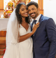 Protagonistas sem torcida do público, Aline (Bárbara Reis) e Caio (Cauã Reymond) terminam juntos   Foto: Divulgação/TV Globo