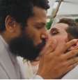 Ramiro e Kelvin se casaram no último capítulo da novela  Foto: Reprodução/Globo
