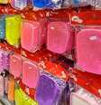 Veja como comprar o material escolar sem o bolso sofrer  Foto: Shutterstock / Alto Astral