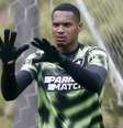  Foto: Vítor Silva/Botafogo - Legenda: John chegou ao Botafogo para substituir Lucas Perri / Jogada10