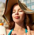 Protetor solar ajuda a prevenir manchas e rugas na pele  Foto: Shutterstock / Alto Astral
