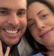 Com câncer e no hospital, Fabiana Justus dançou agarradinha ao marido, Bruno Levi D'Ancona: 'Meu amor'.  Foto: Reprodução, Instagram/@fabianajustus / Purepeople