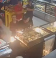 PM é agride homem com cotovelada em padaria no interior de São Paulo   Foto: Reprodução/Redes Sociais 