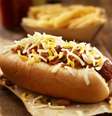 Veja a história de um dos estilos de cachorro quente de rua mais tradicionais da capital  Foto: iStock