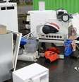 "Lei dos reparos" foi criada para impulsionar sustentabilidade ao permitir que consumidores possam ter produtos consertados por profissionais independentes  Foto: DW / Deutsche Welle