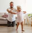 Homens podem ser pais por produção independente  Foto: evrymmnt | Shutterstock / Portal EdiCase