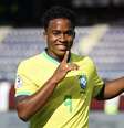 Endrick comemora gol pelo Brasil no torneio Pré-Olímpico  Foto: FEDERICO PARRA/AFP via Getty Images / Esporte News Mundo
