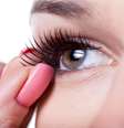 Oftalmologista ensina a usar cílios postiços sem colocar olhos em risco  Foto: Shutterstock / Saúde em Dia