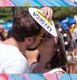 Vai beijar na boca no Carnaval? Saiba como se proteger na folia  Foto: Shutterstock / todateen