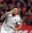 Lucas Ocampos ficou revoltado com brincadeira de torcedor   Foto: Fran Santiago/Getty Images / Esporte News Mundo